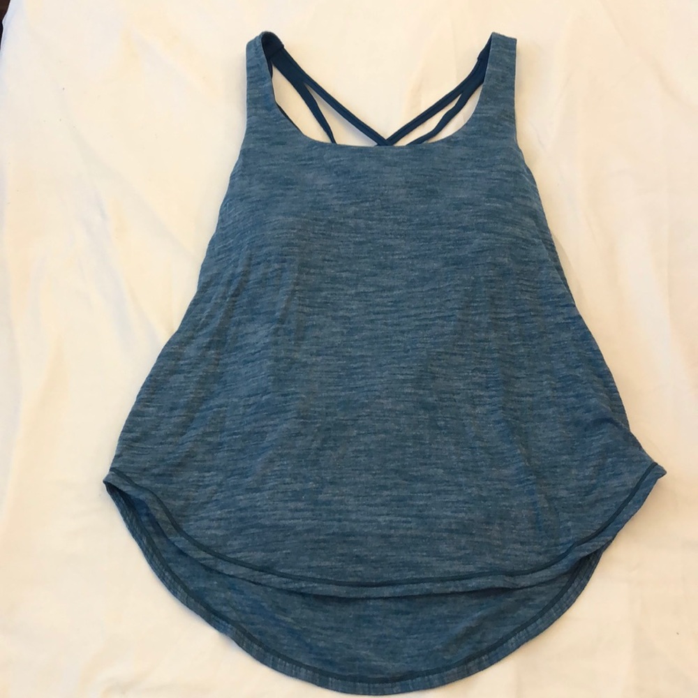 Lululemon Workout top with built-in bra